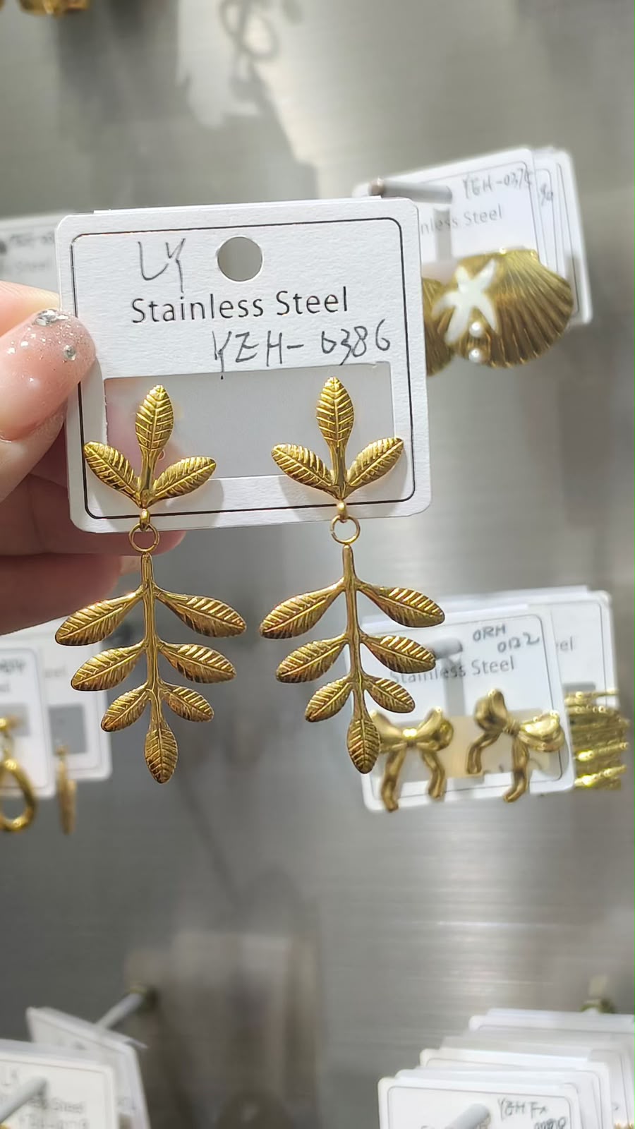 Earrings catalogue image ER-007