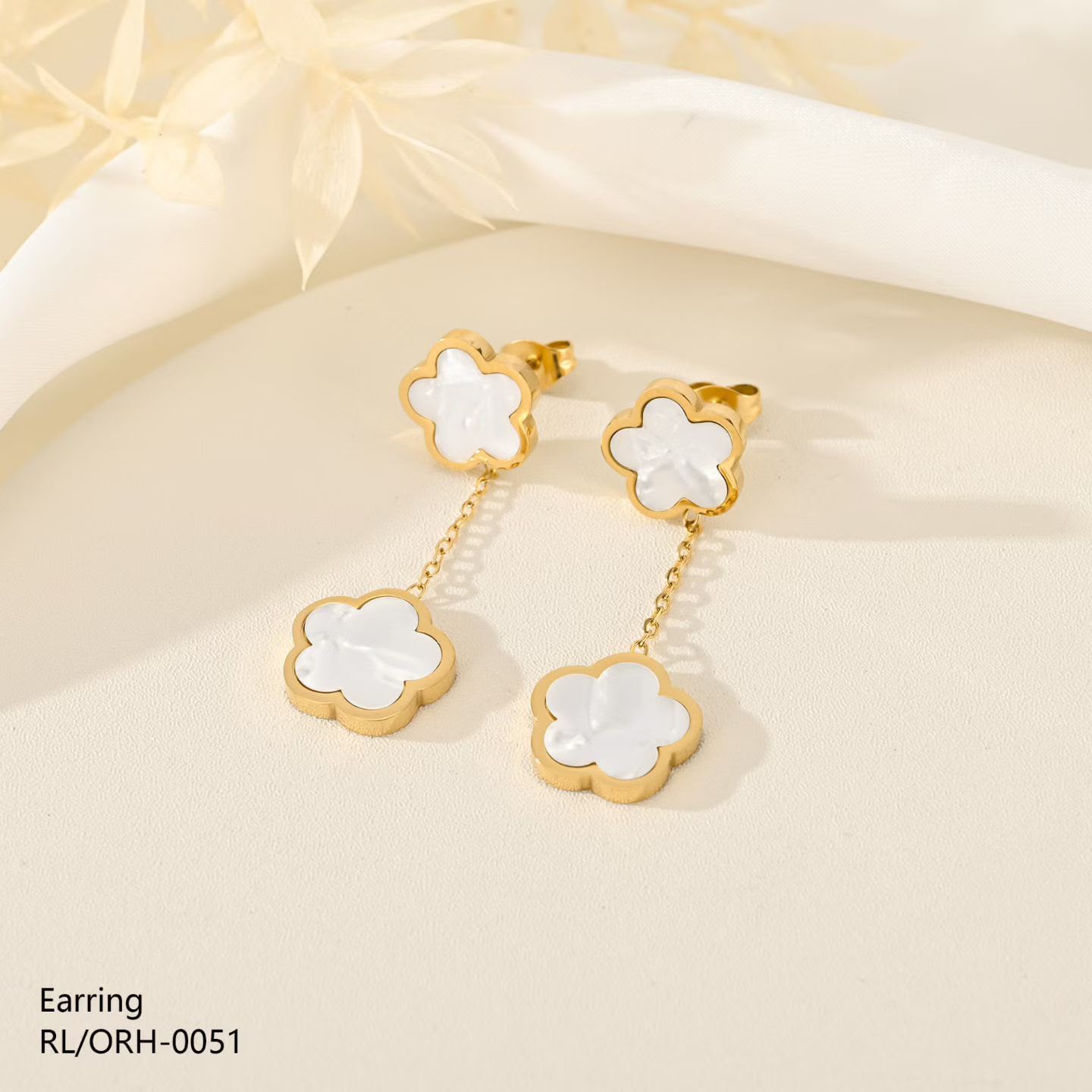 Earrings catalogue image ER-049