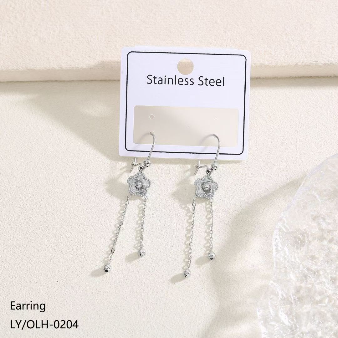 Earrings catalogue image ER-050