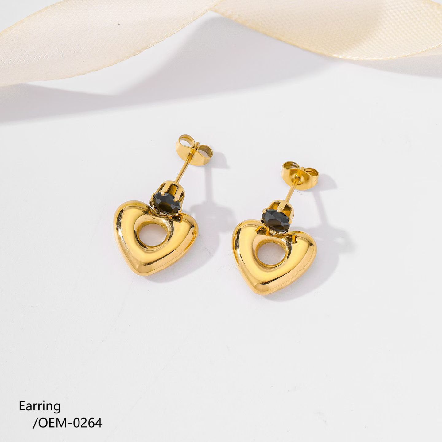 Earrings catalogue image ER-080