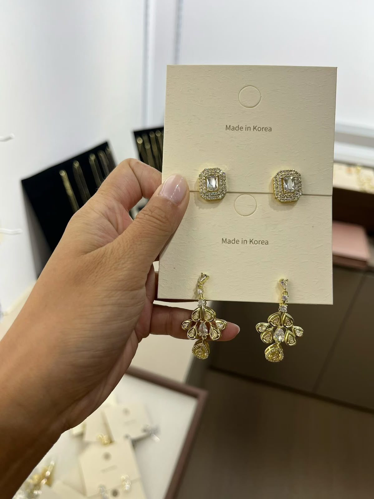 Earrings catalogue image ER-090